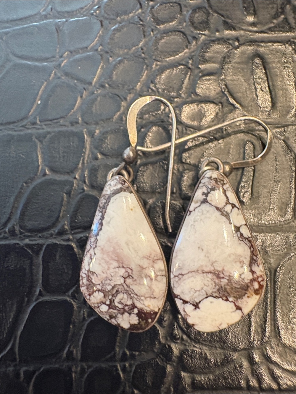 Delgarito signed earrings - Picture 4 of 4